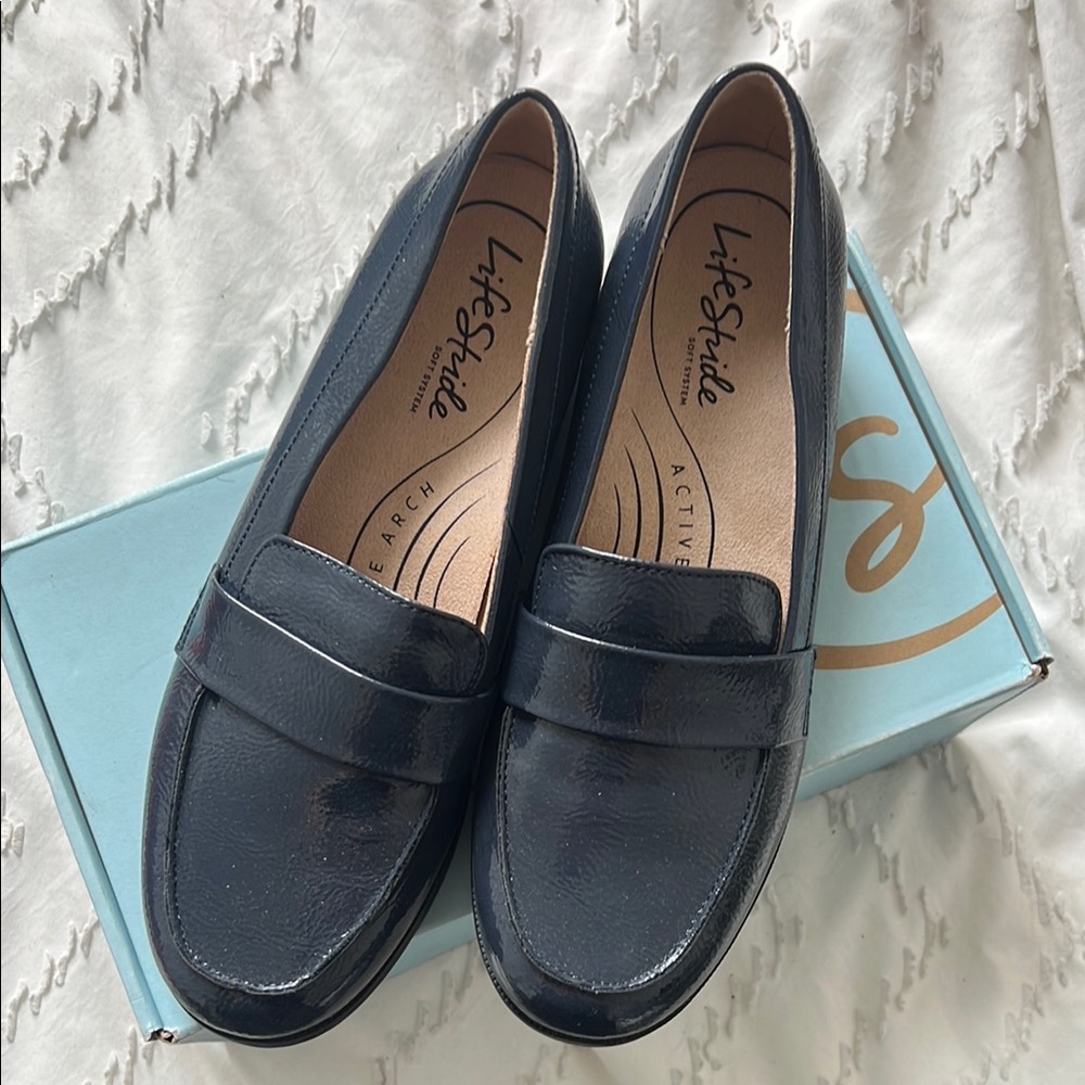 Life Stride Blue Flats Comfortable and Stylish